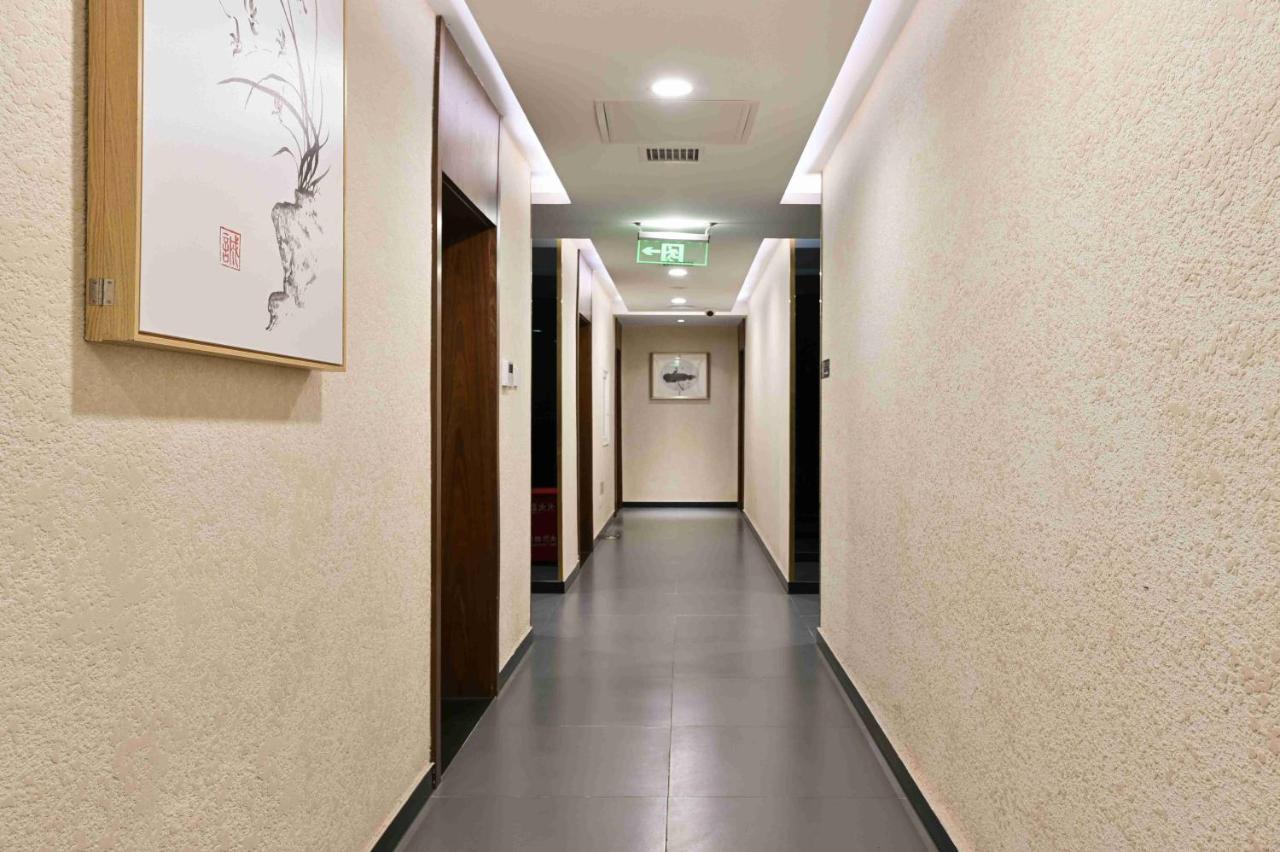 Xingshe Alley Courtyard Hotel Beijing Wangfujing Forbidden City Branch - Breakfast Included & English Speaking Reception & Free Wifi And Laundry Room & Hutong Culture & Cat-Keeping & Flower-Growing Terrace & One Day Tour Service & Free Coffee Bagian luar foto