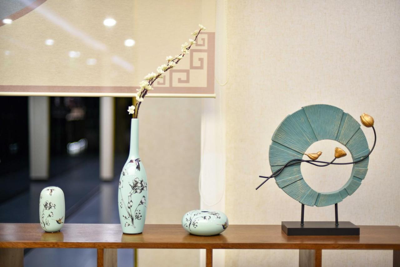 Xingshe Alley Courtyard Hotel Beijing Wangfujing Forbidden City Branch - Breakfast Included & English Speaking Reception & Free Wifi And Laundry Room & Hutong Culture & Cat-Keeping & Flower-Growing Terrace & One Day Tour Service & Free Coffee Bagian luar foto