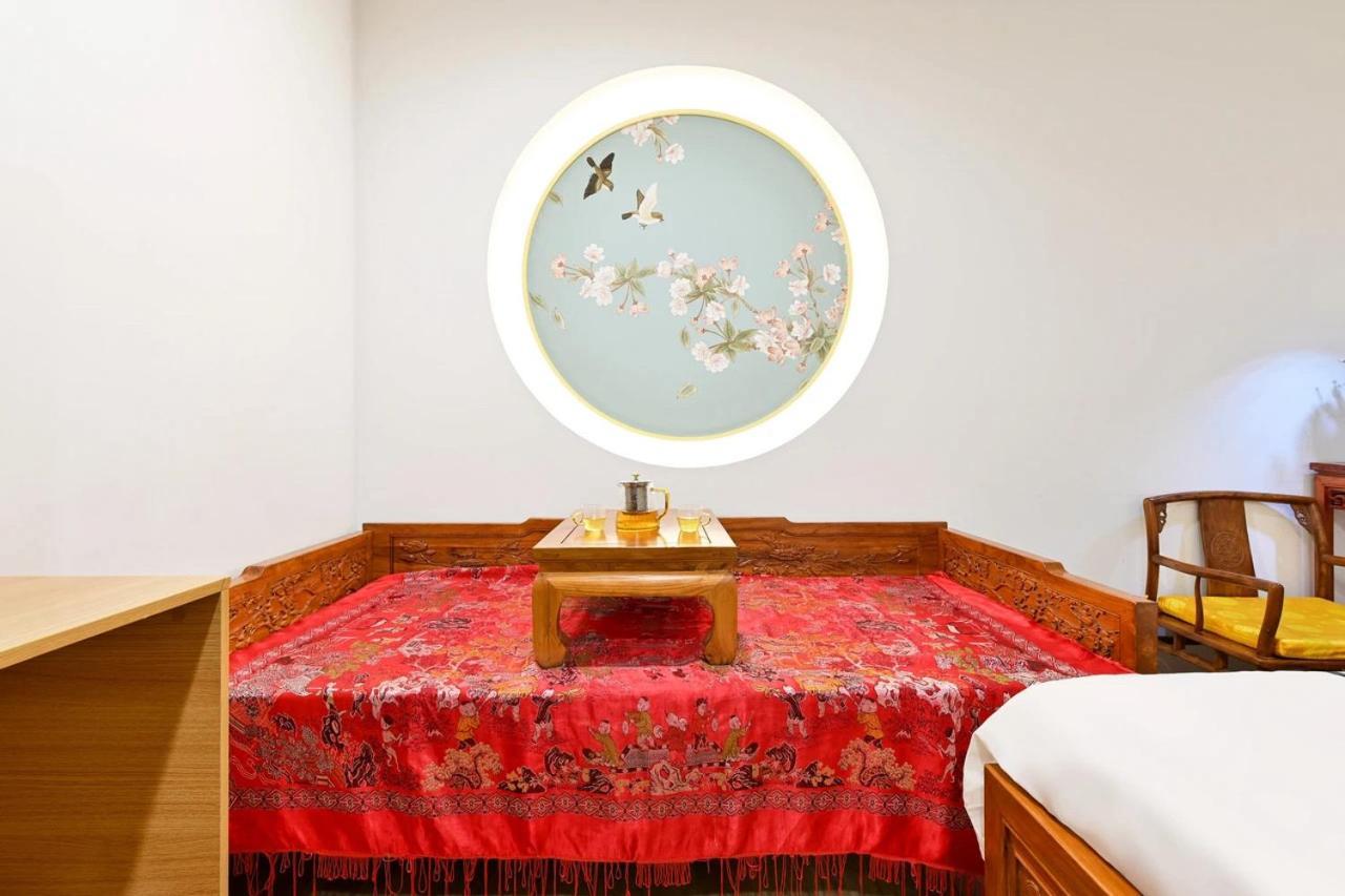 Xingshe Alley Courtyard Hotel Beijing Wangfujing Forbidden City Branch - Breakfast Included & English Speaking Reception & Free Wifi And Laundry Room & Hutong Culture & Cat-Keeping & Flower-Growing Terrace & One Day Tour Service & Free Coffee Bagian luar foto